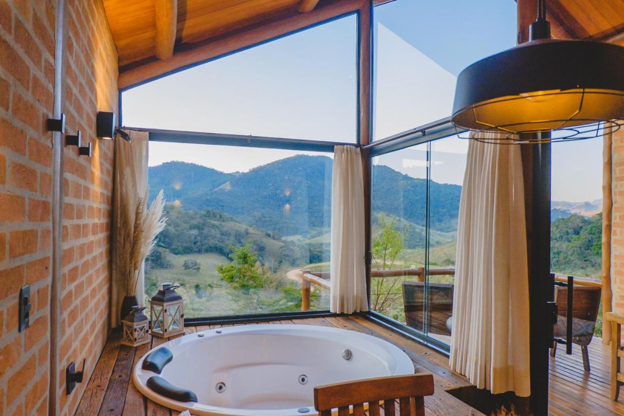 Pousada Ho'Oponopono Chalets & Wine Sapucaí-Mirim Buitenkant foto
