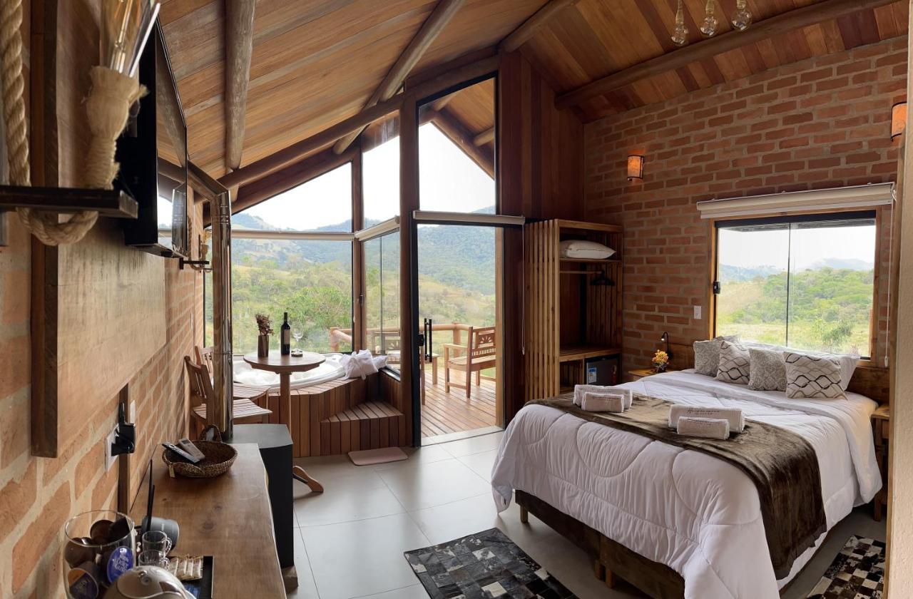 Pousada Ho'Oponopono Chalets & Wine Sapucaí-Mirim Buitenkant foto