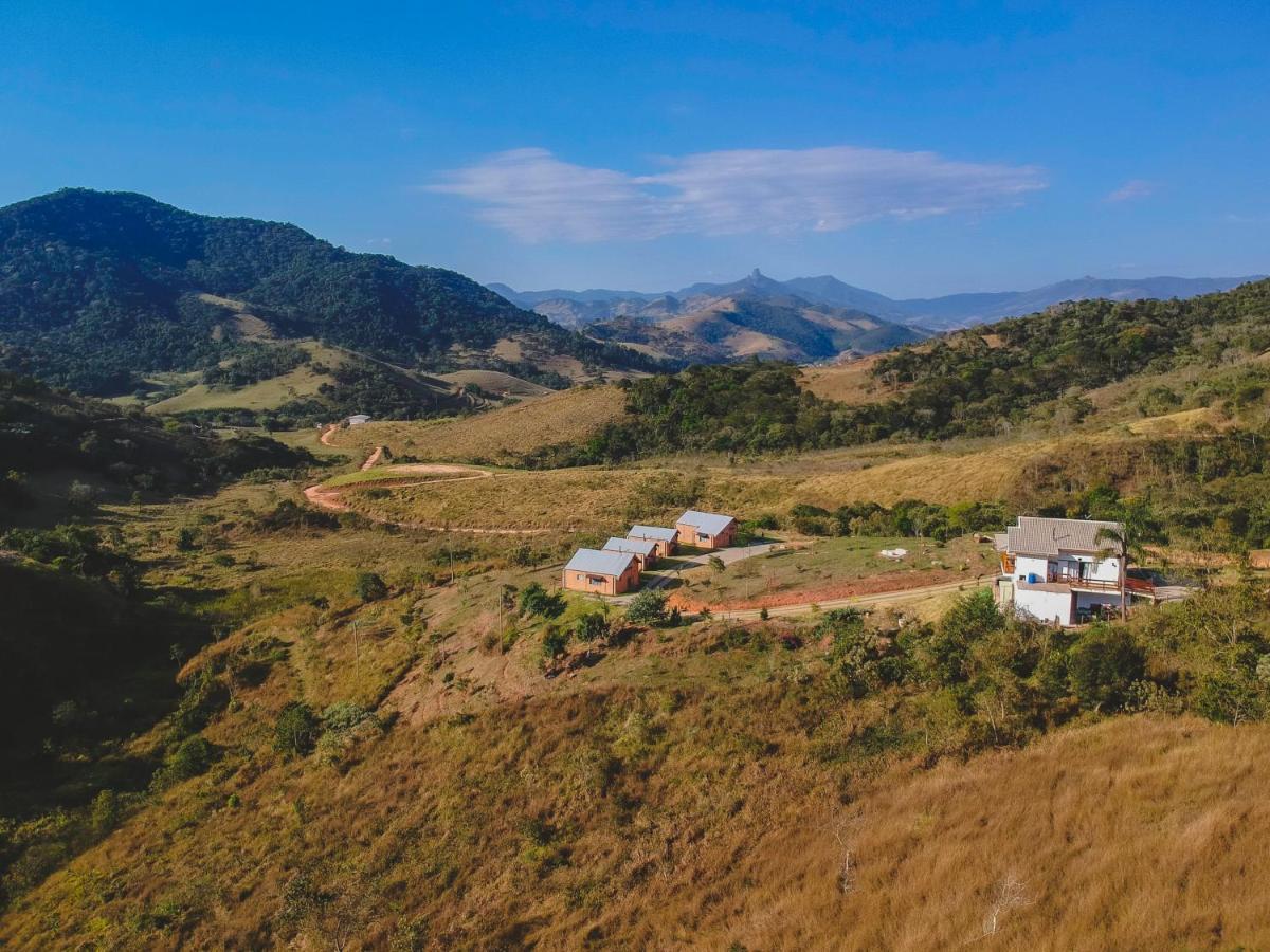 Pousada Ho'Oponopono Chalets & Wine Sapucaí-Mirim Buitenkant foto