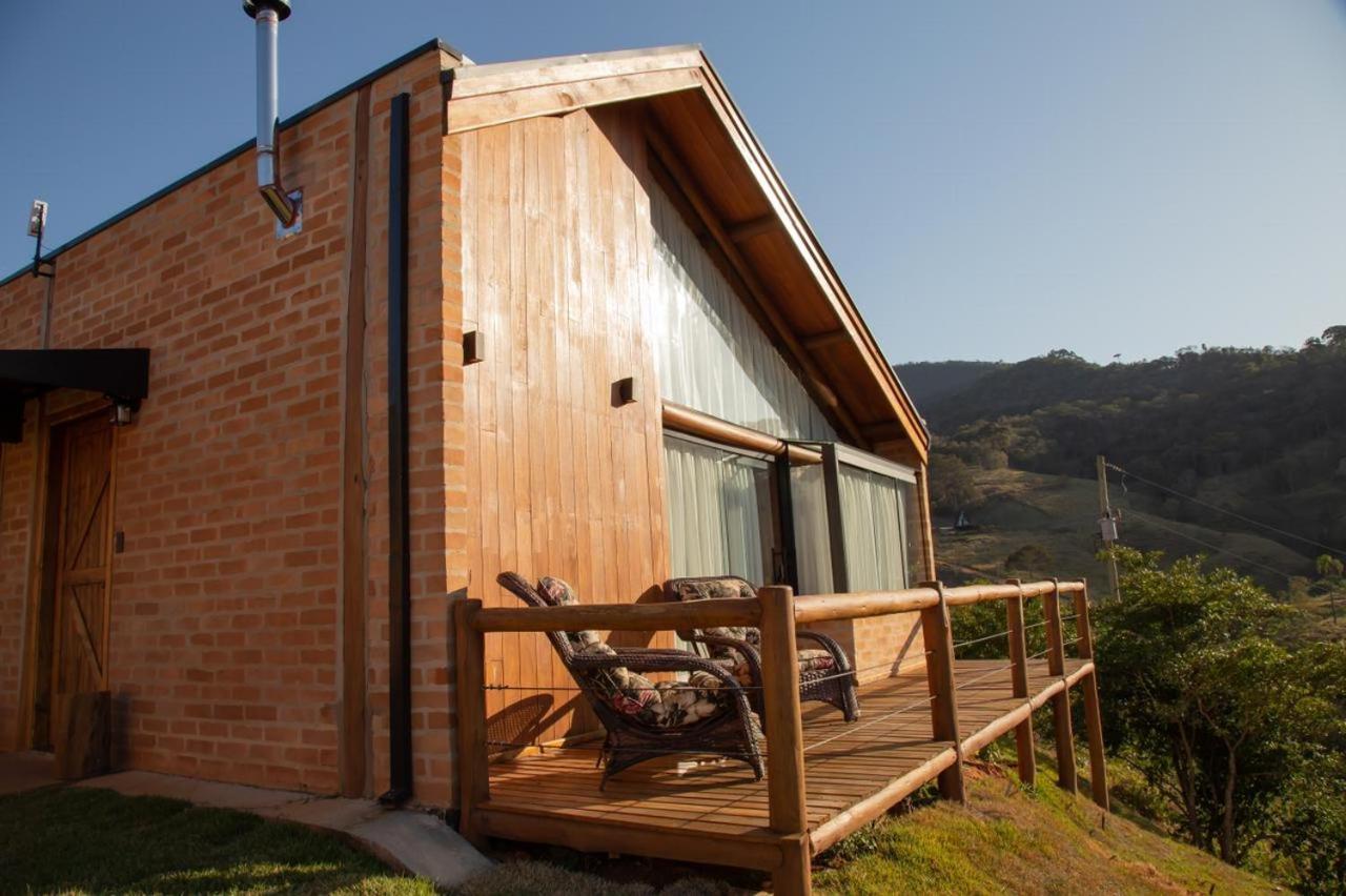 Pousada Ho'Oponopono Chalets & Wine Sapucaí-Mirim Buitenkant foto