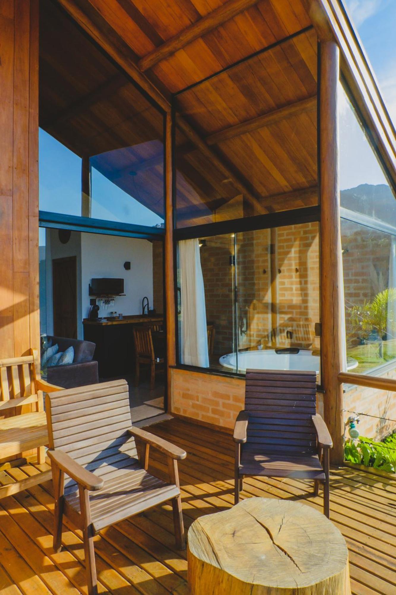 Pousada Ho'Oponopono Chalets & Wine Sapucaí-Mirim Buitenkant foto
